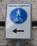 roman bike sign